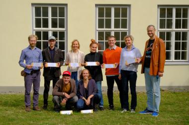 NUKU teater lõpetas hooaja kolleegipreemiate jagamisega