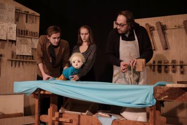 NUKU teatris esietendub lavastus väikelapse kasvamisest