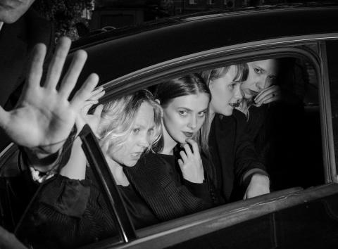 Hanna Junti toob lavale nelja põlvkonna emade ja tütarde lood